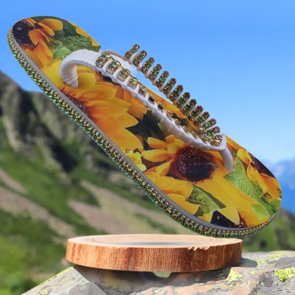 Women's Luxury Flip Flops Yellow Flowes crystals and rhinestones, all occasions. - Picture 17 of 17